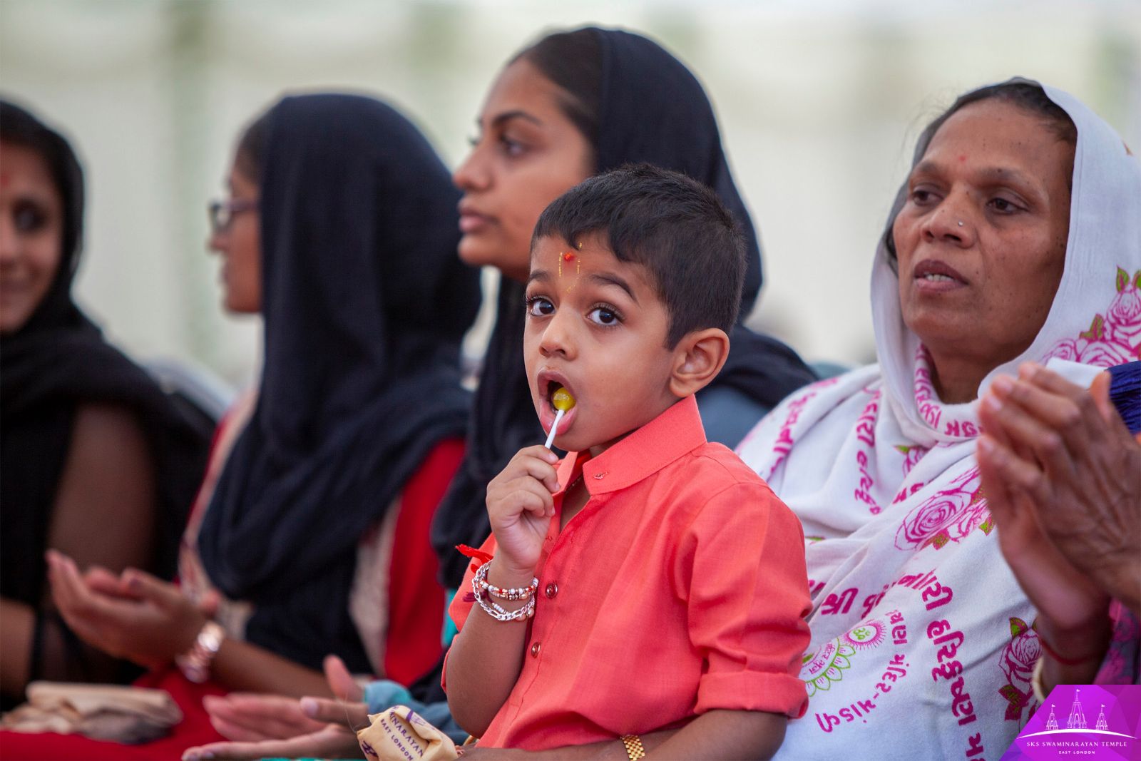 ©1987-2017 SKS Swaminarayan Temple East London